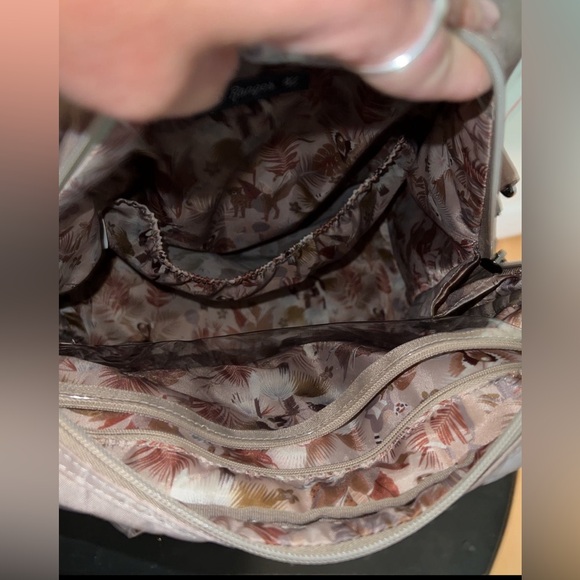 LUG RANGER XL TAUPE TOTE crossbody weekender - Picture 7 of 13